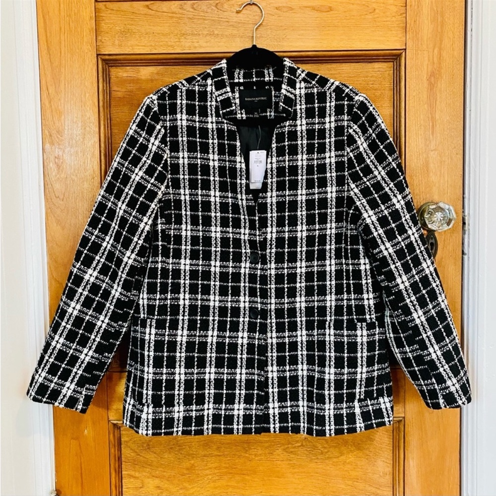 Black & White Boucle Jacket, Banana Republic (NWT, XL)